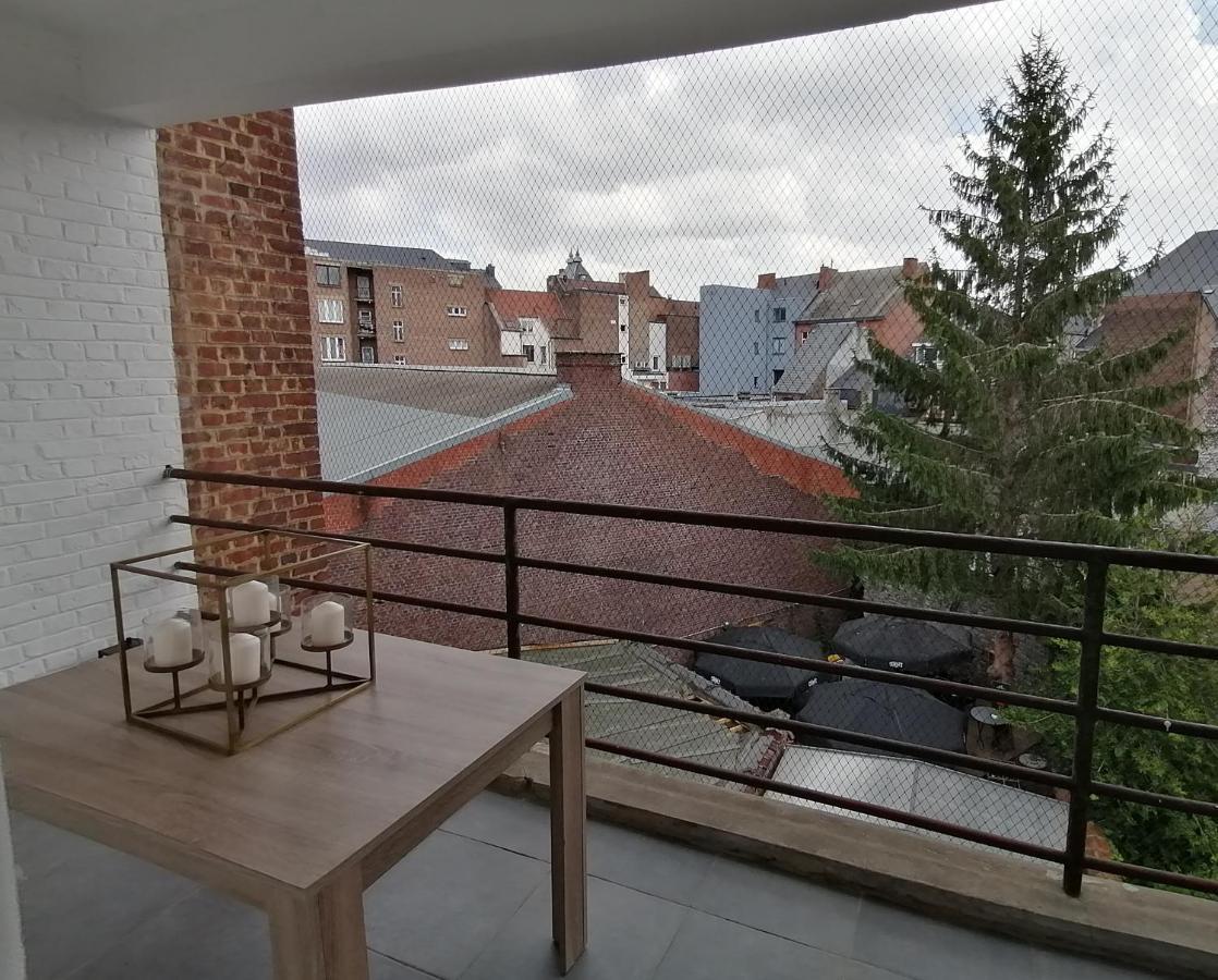 Le 3 Eme Apartment Namur Luaran gambar